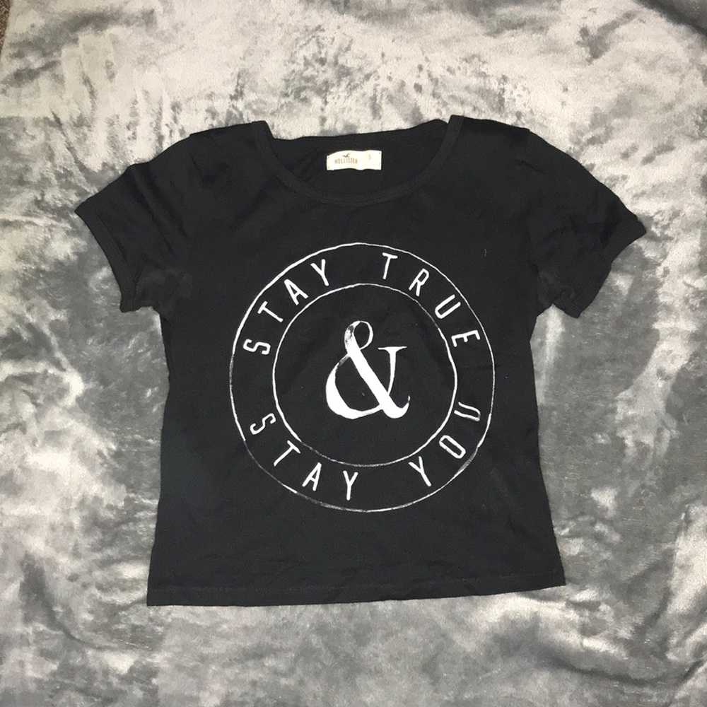 Hollister top
